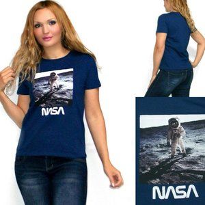 Freeze NASA "A Man on the Moon" historic picture T-shirt S,M,L,XL, Navy Blue